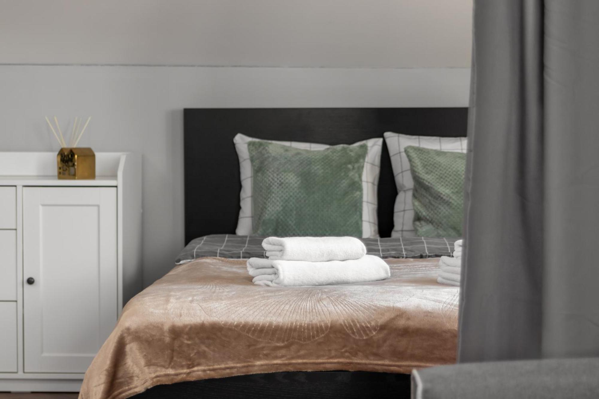 Close-Ga- Cozy Apartments - Marcinkowskiego Варшава Екстериор снимка